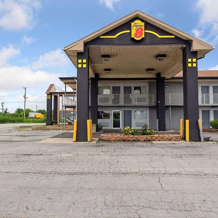 Отель Super 8 By Wyndham Millbury/Toledo Экстерьер фото